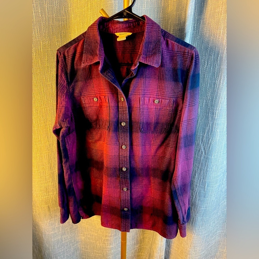 DULUTH ‘Free Swingin’ Plaid Flannel Button Down Shirt Women’s Size Medium
